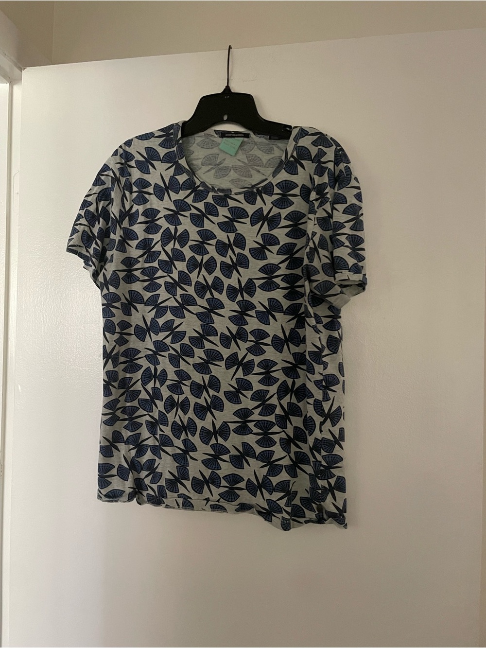 Scotch & Soda blue and gray short Sleeve Tee with Blue Leaf Print medium